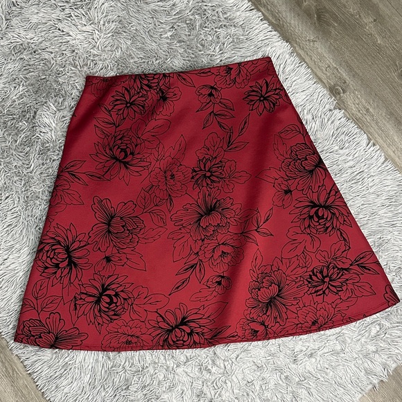 Roz & Ali floral skirt black & white a-line elastic waist 1X NWT